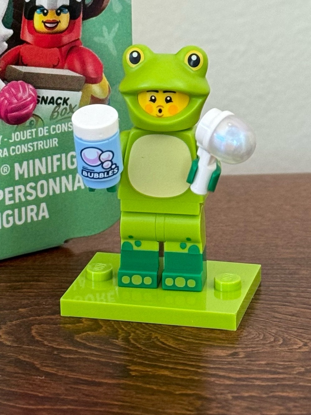 LEGO Series 28 Minifigures Green Frog Costume SEALED 71051